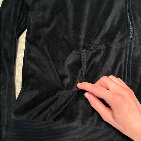 NWT Facitisu Velvet Zip-Up Women’s Jacket - Picture 8 of 13